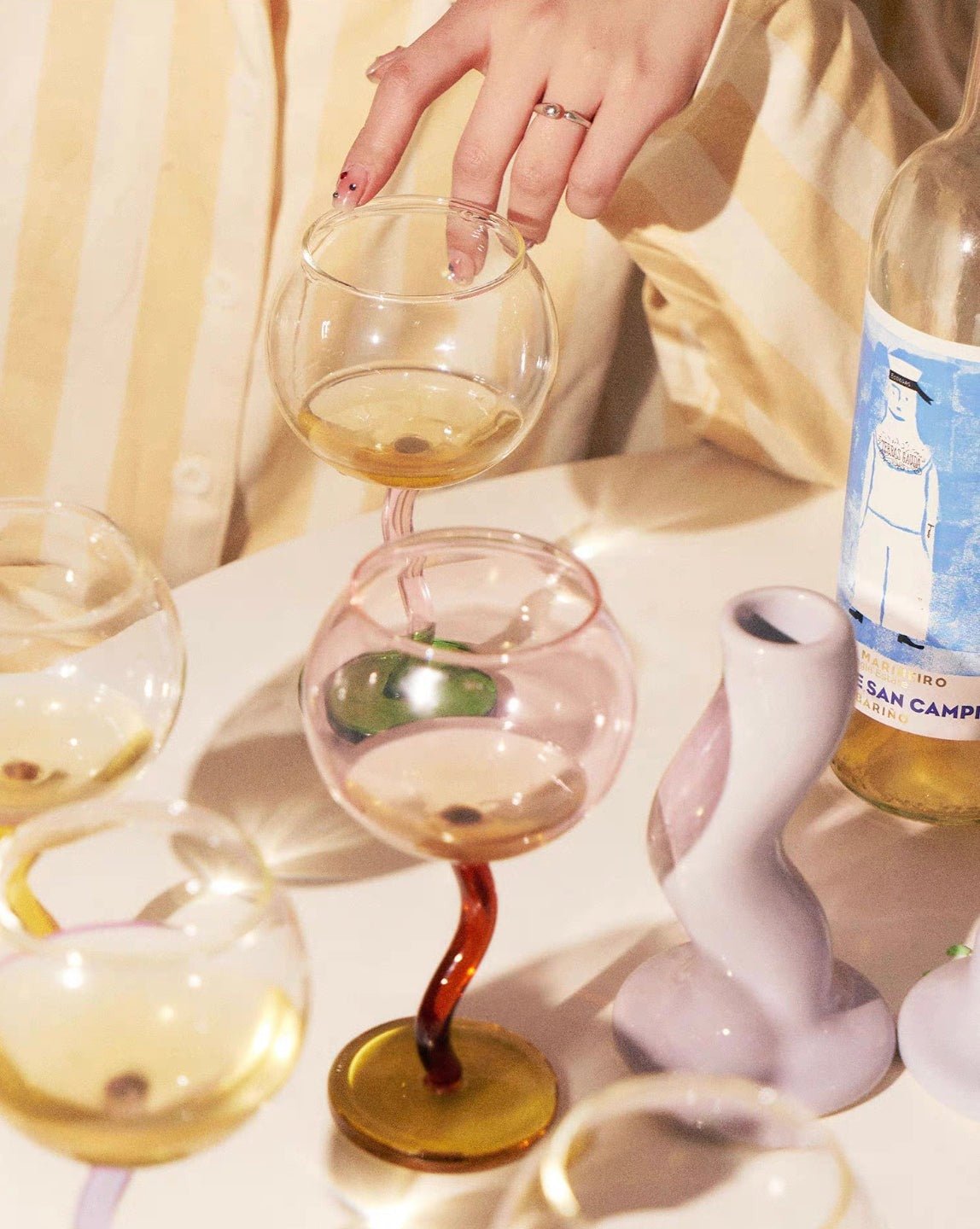 Handblown Bubble Wine Glass – Unique Wavy Stemmed Retro Glassware - True Wine Lover