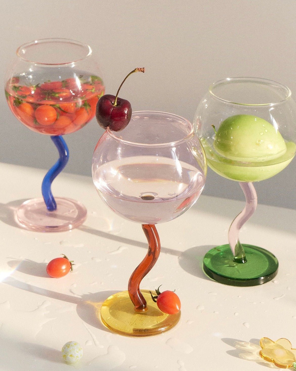 Handblown Bubble Wine Glass – Unique Wavy Stemmed Retro Glassware - True Wine Lover