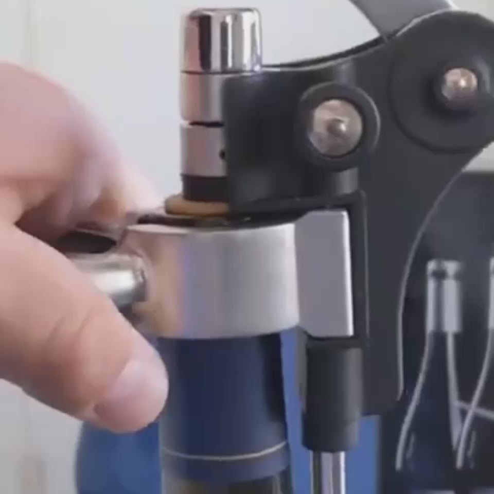Professional Vertical Lever Wine Opener | Ergonomic Design